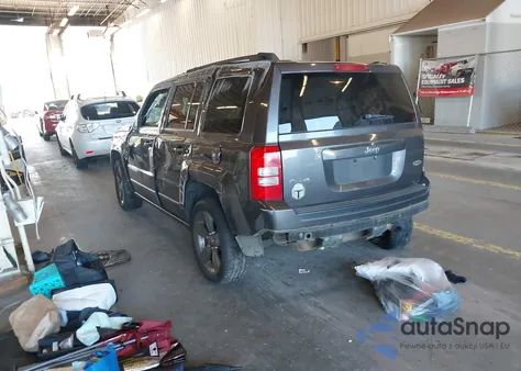 2015 Jeep Patriot High Altitude Edition из США, поврежденный, VIN 1C4NJRFB6FD409363